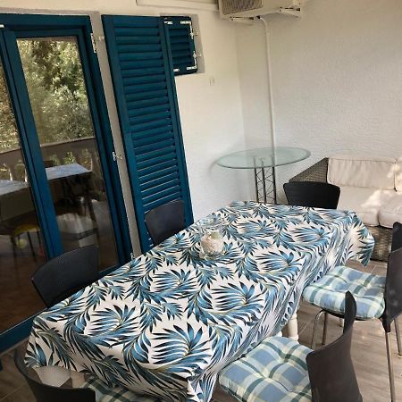 Guesthouse Vila Ruzmarin Zdrelac Ngoại thất bức ảnh