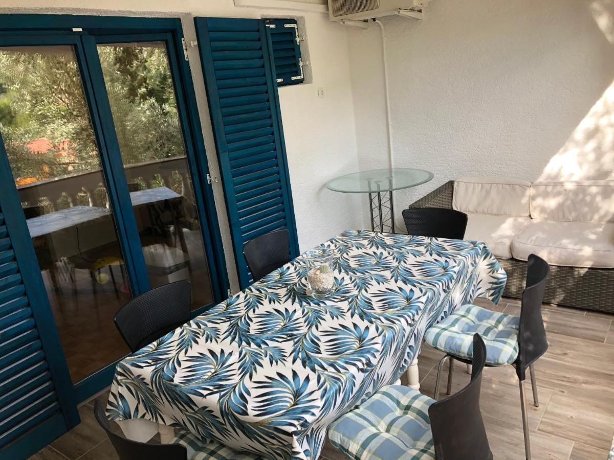Guesthouse Vila Ruzmarin Zdrelac Ngoại thất bức ảnh