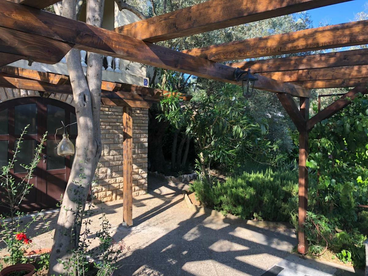 Guesthouse Vila Ruzmarin Zdrelac Ngoại thất bức ảnh