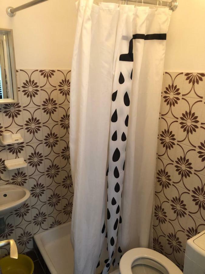 Guesthouse Vila Ruzmarin Zdrelac Ngoại thất bức ảnh