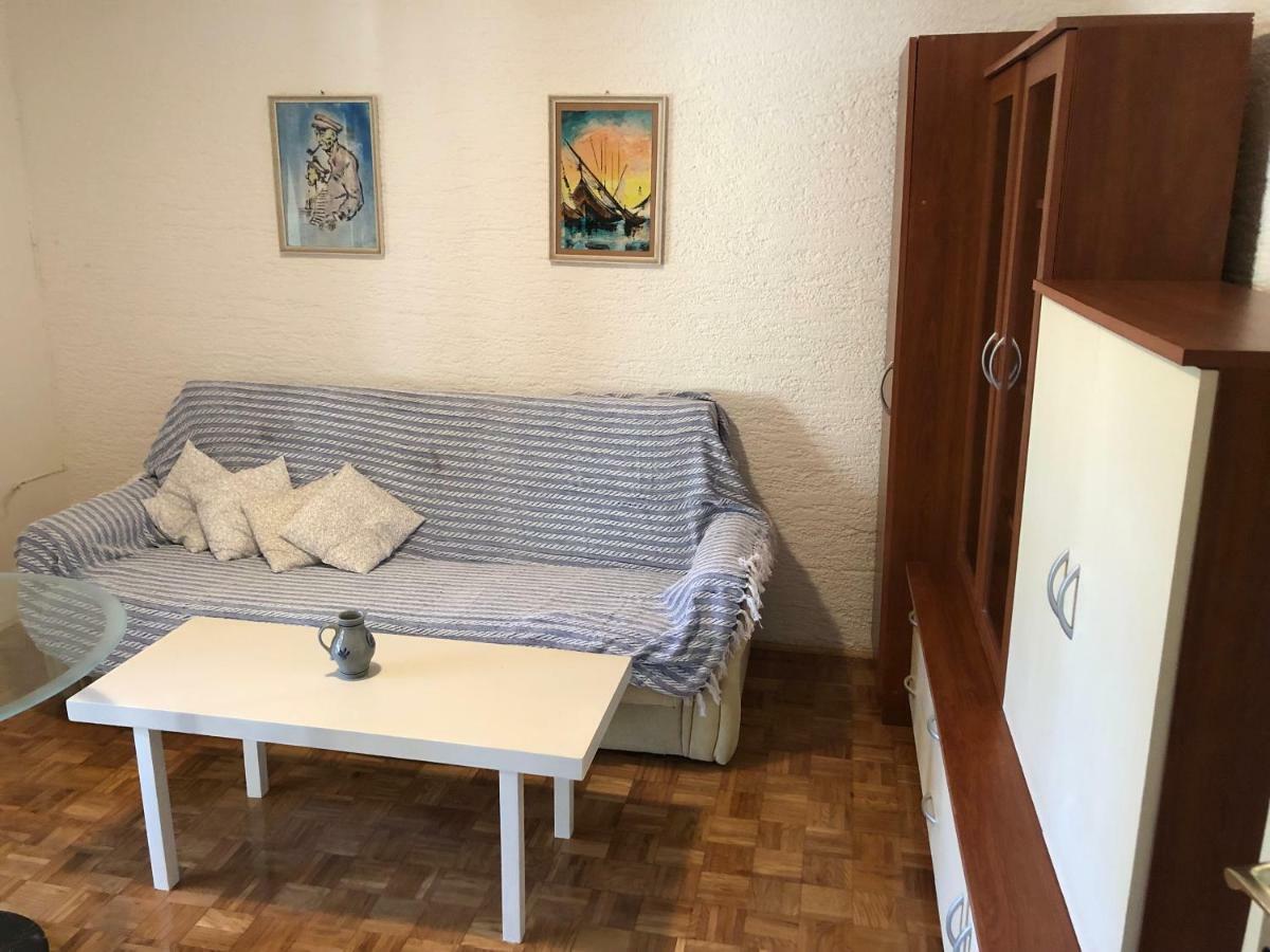 Guesthouse Vila Ruzmarin Zdrelac Ngoại thất bức ảnh